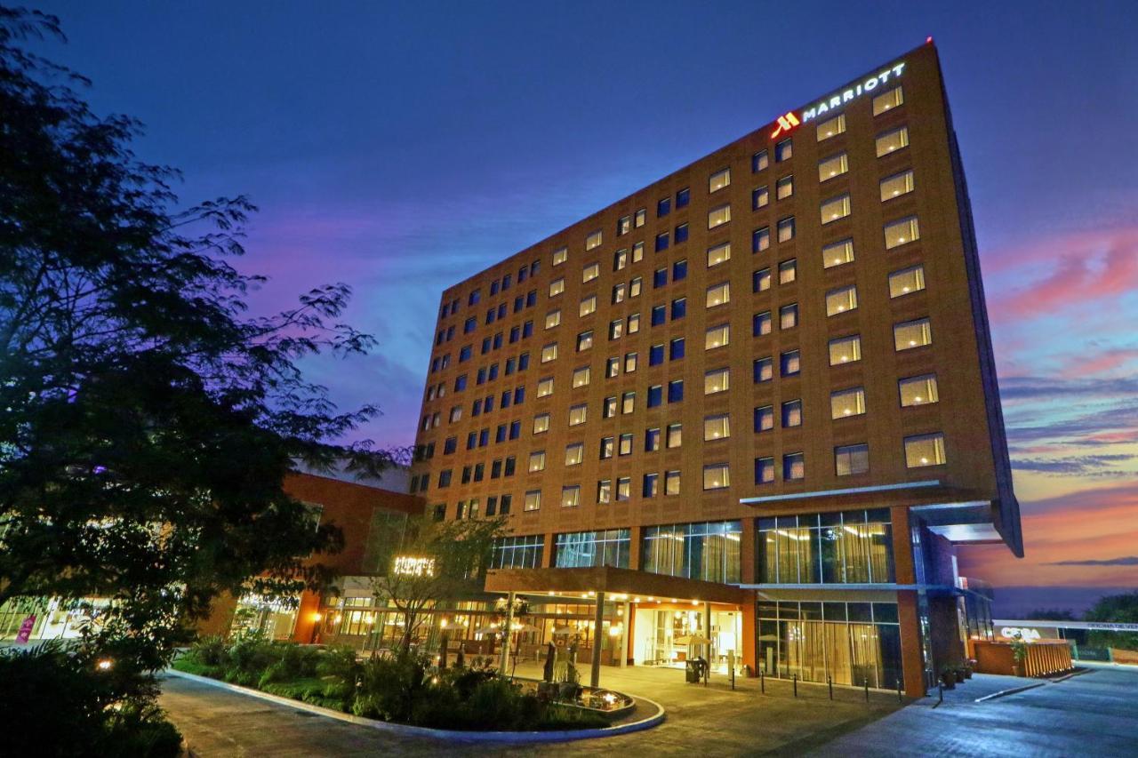 Culiacan Marriott Hotel Экстерьер фото