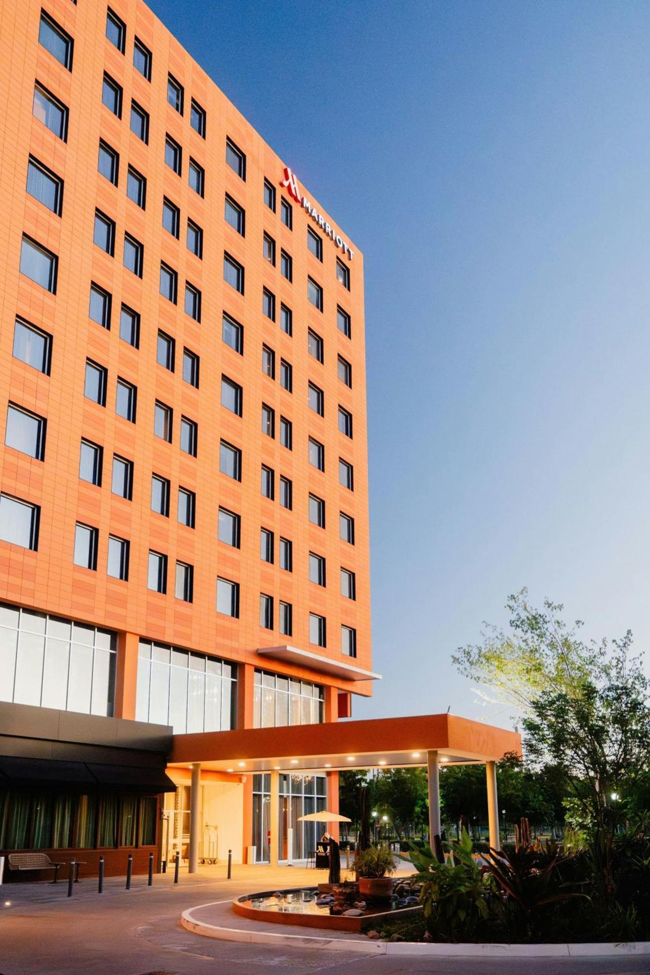Culiacan Marriott Hotel Экстерьер фото